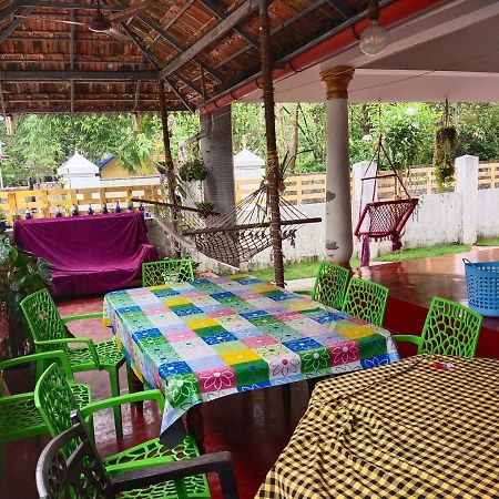 Marari Beach Clleetus Homestay Mararikulam Exterior photo